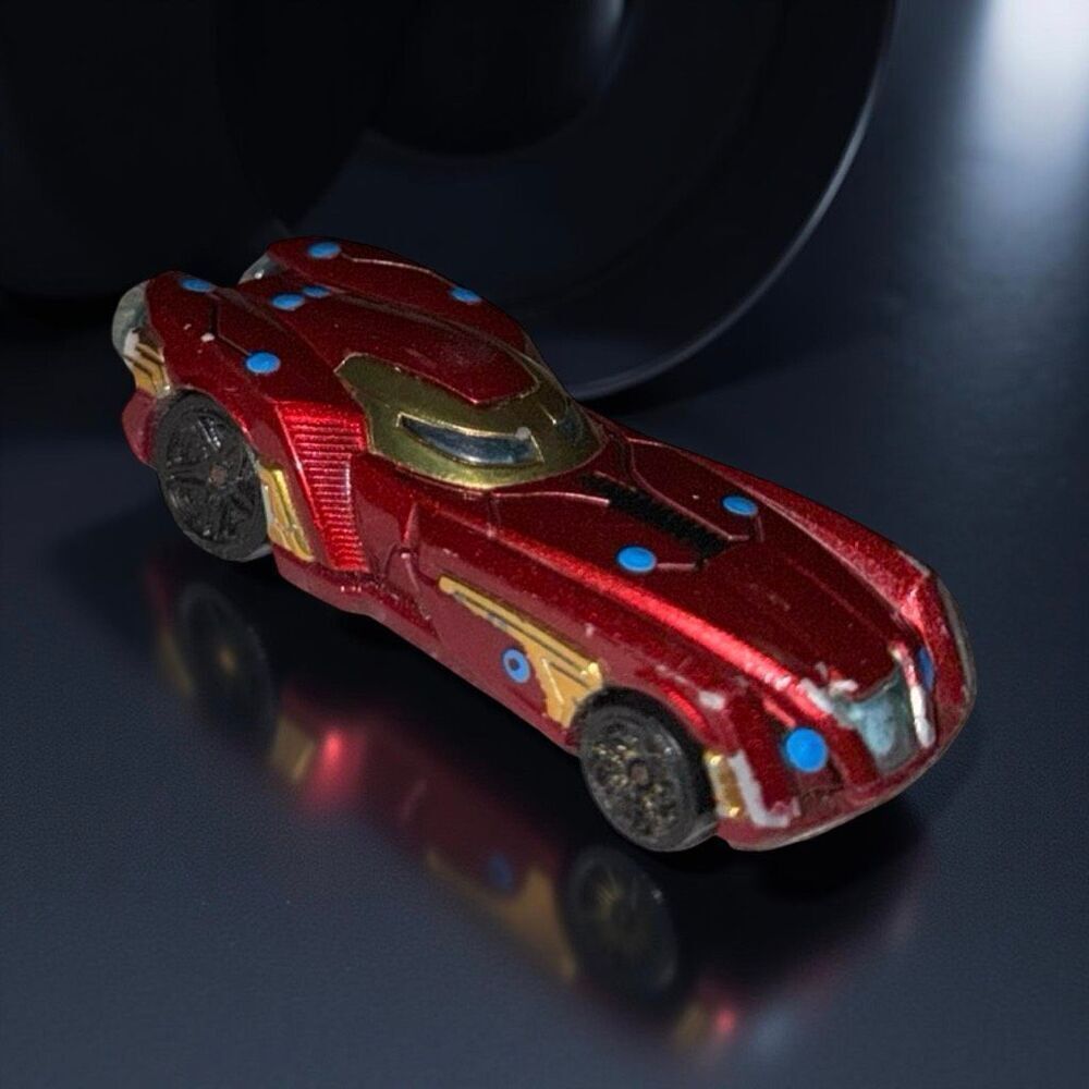 Hot Wheels Marvel Civil War IRON MAN Die-Cast Car 1:64 Scale